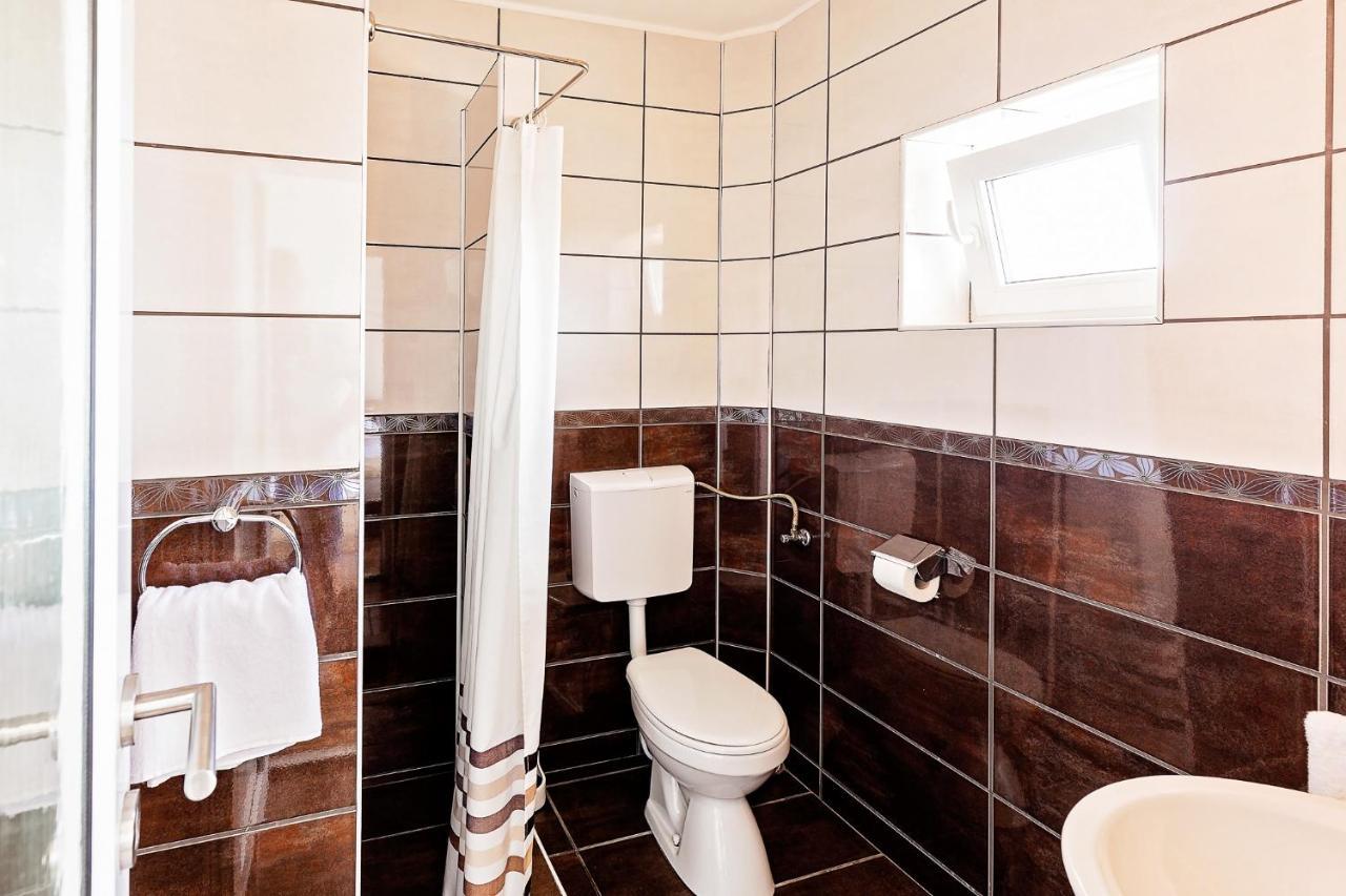 Vila Mosel Două Mai Zewnętrze zdjęcie